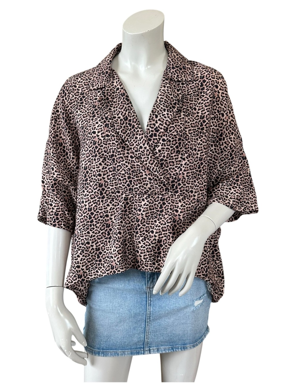 Anthropologie The Dylan Leopard Print Oversized Collared Boxy Blouse Size Medium